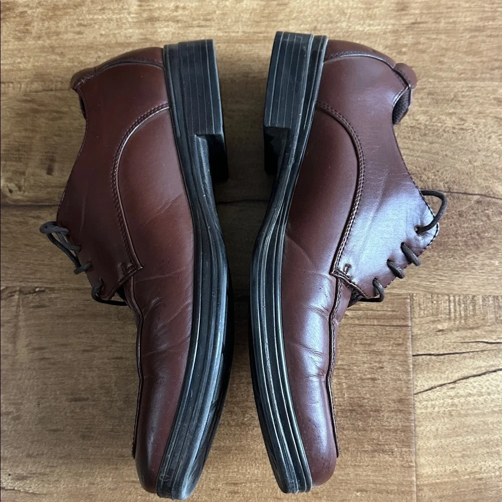 Apt 9 Men's Brown Leather Dress Shoes Size 10.5